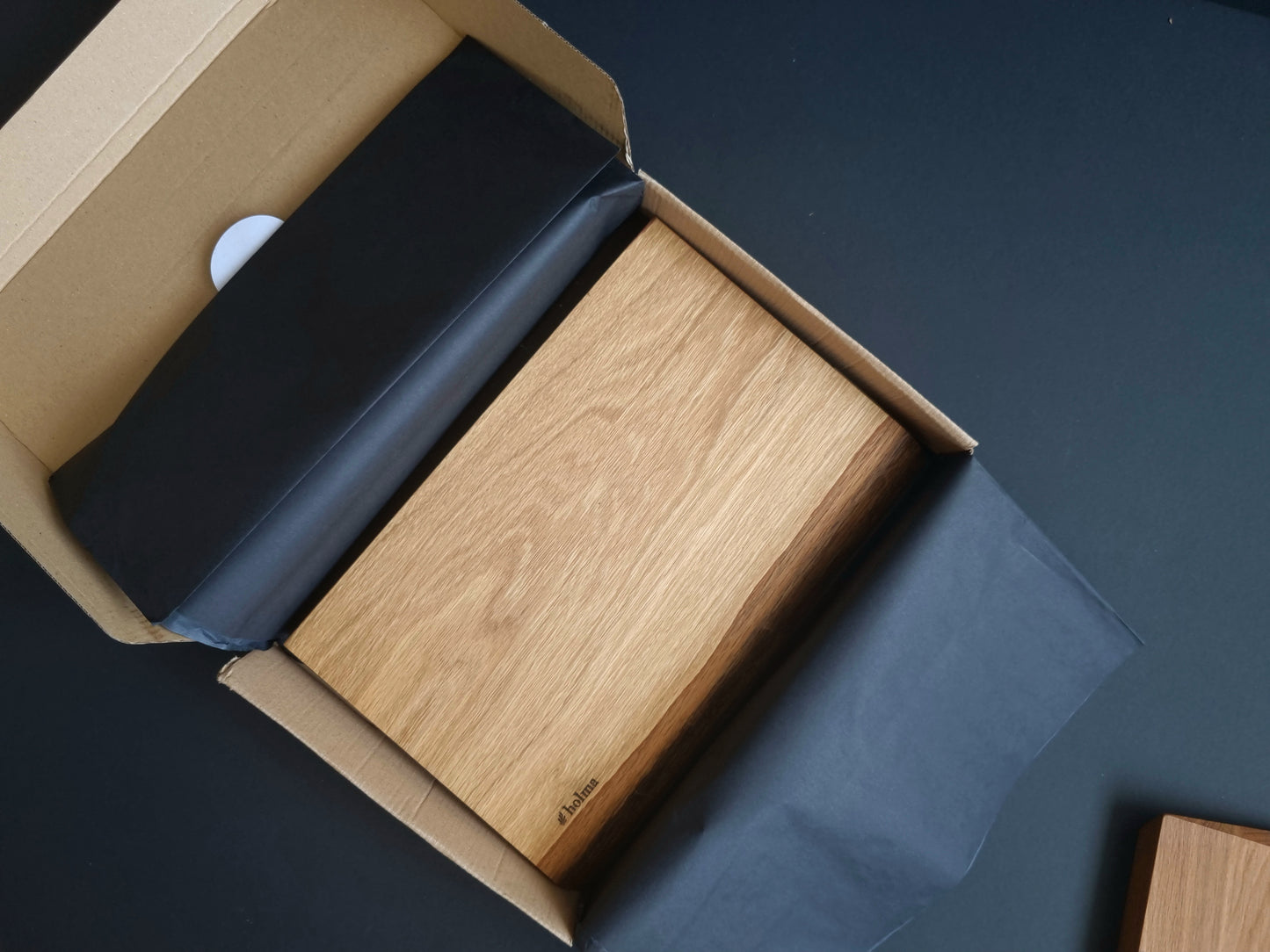 daska za serviranje sa zivom ivicom-poklon pakovanje