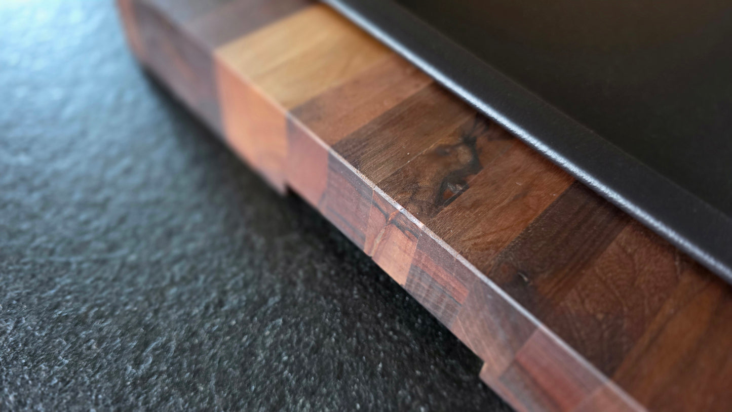 Daska za serviranje mesa  XL  — orah